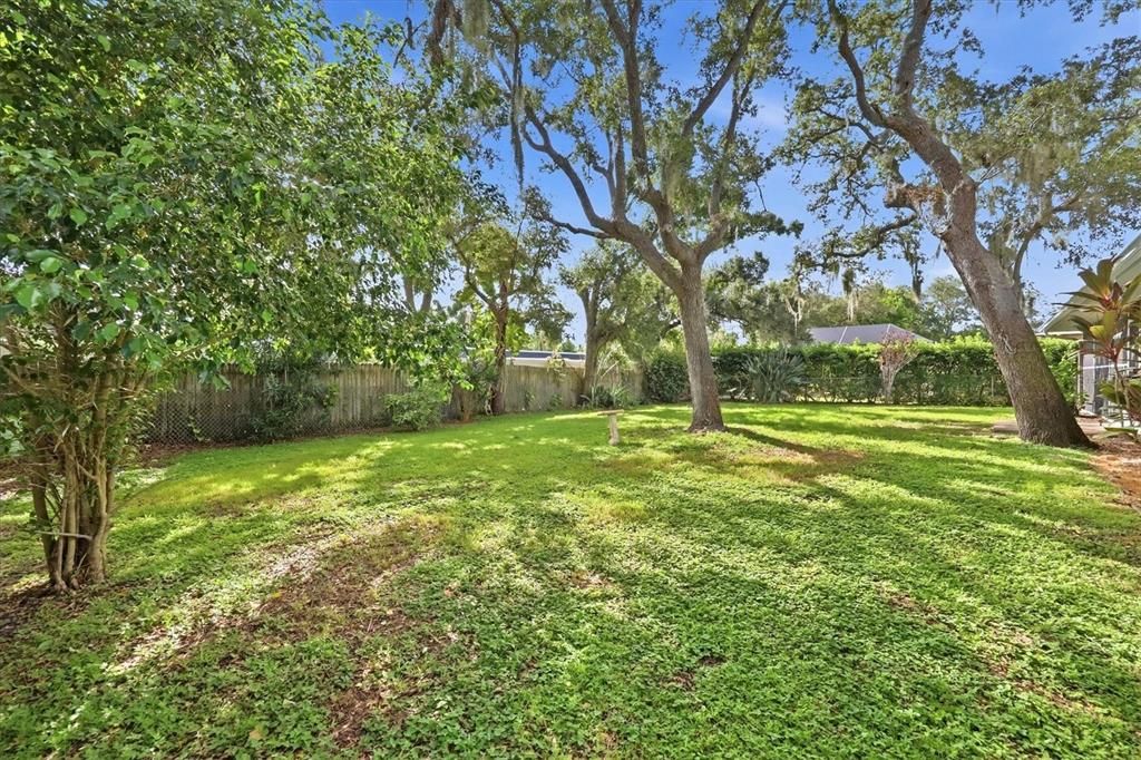 For Sale: $399,000 (4 beds, 2 baths, 1630 Square Feet)