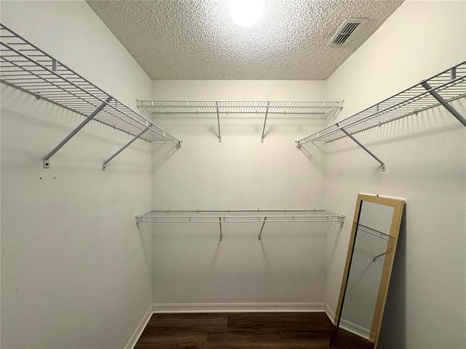 В аренду: $2,399 (3 спален, 2 ванн, 1509 Квадратных фут)