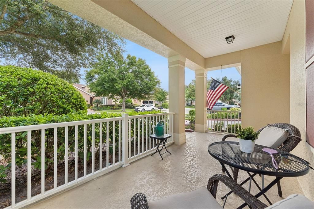 For Sale: $399,900 (2 beds, 2 baths, 1839 Square Feet)