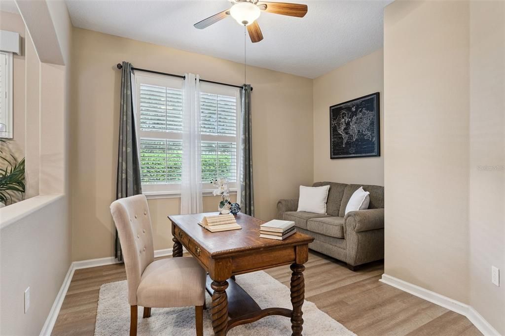 For Sale: $399,900 (2 beds, 2 baths, 1839 Square Feet)