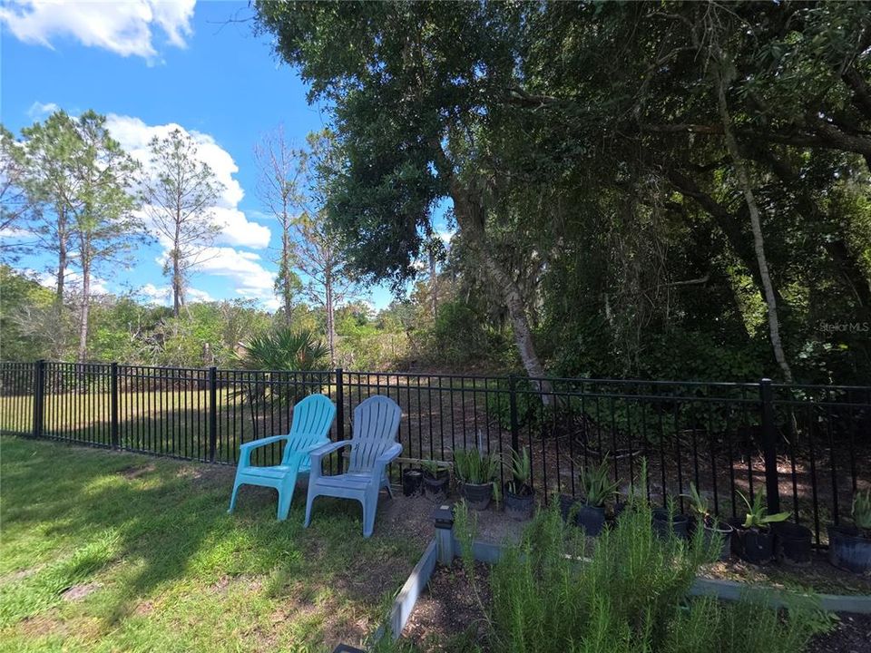 For Rent: $3,000 (4 beds, 2 baths, 2328 Square Feet)