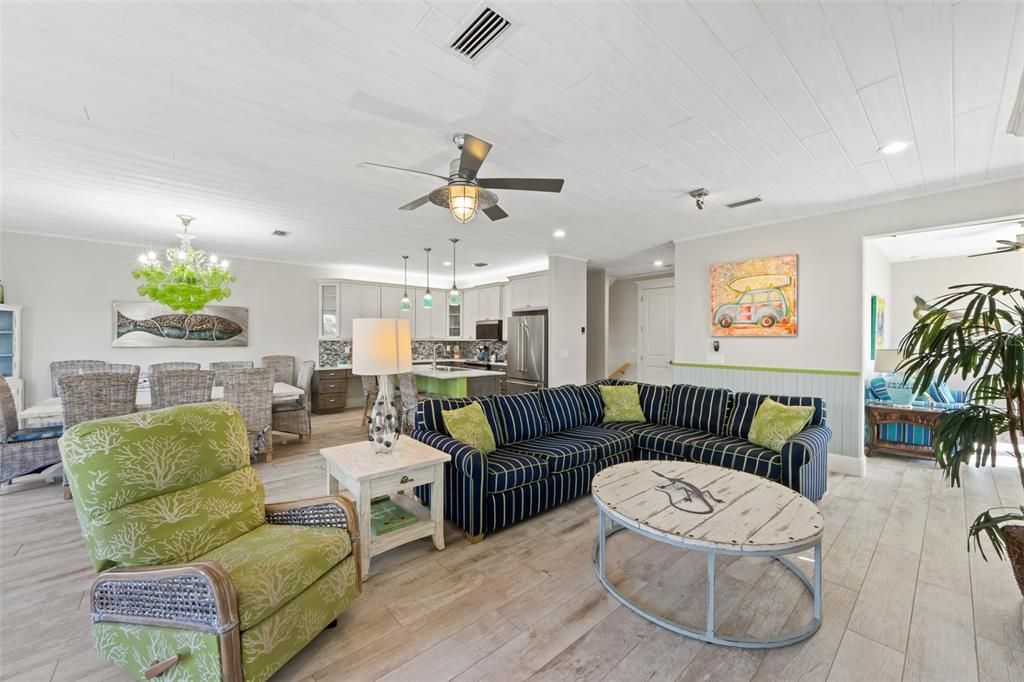 En Venta: $5,250,000 (4 camas, 5 baños, 2980 Pies cuadrados)