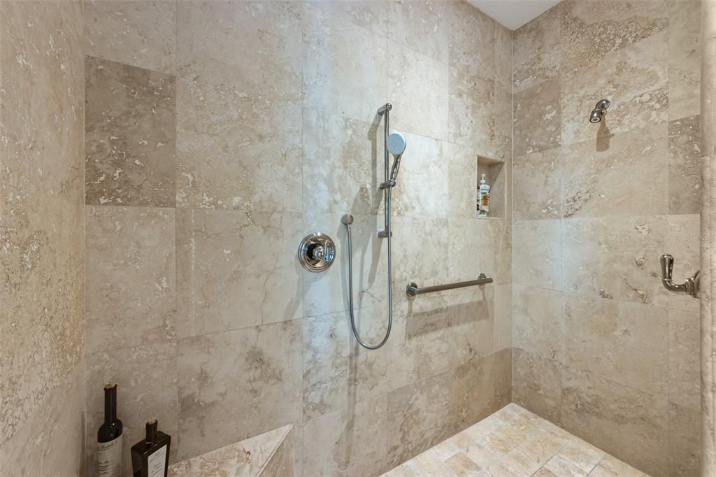 На продажу: $2,895,000 (4 спален, 4 ванн, 4039 Квадратных фут)