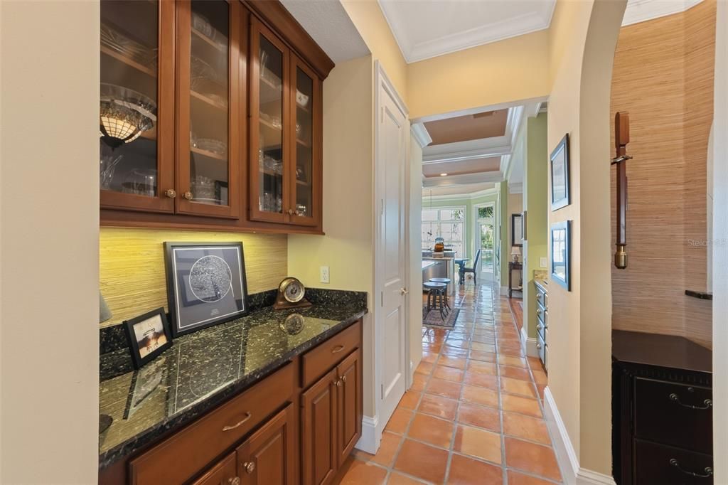 На продажу: $2,895,000 (4 спален, 4 ванн, 4039 Квадратных фут)