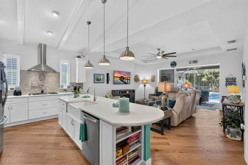 For Sale: $695,000 (3 beds, 2 baths, 2070 Square Feet)