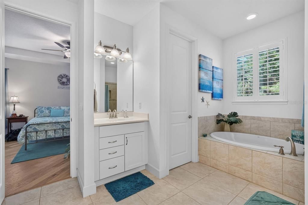 For Sale: $695,000 (3 beds, 2 baths, 2070 Square Feet)