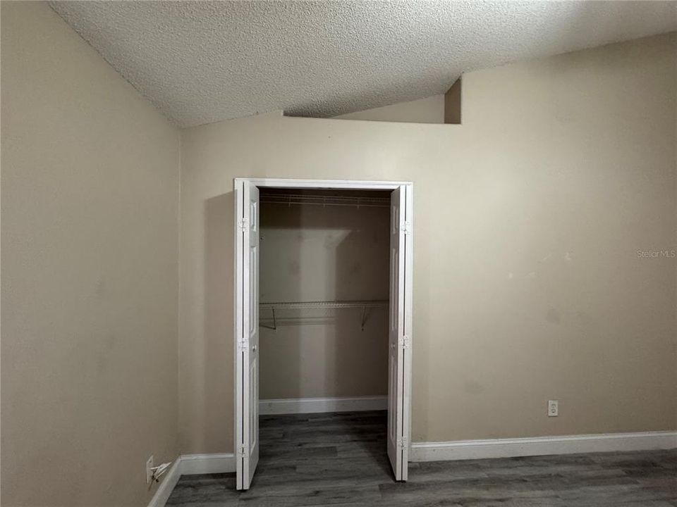 For Rent: $2,200 (3 beds, 2 baths, 1844 Square Feet)