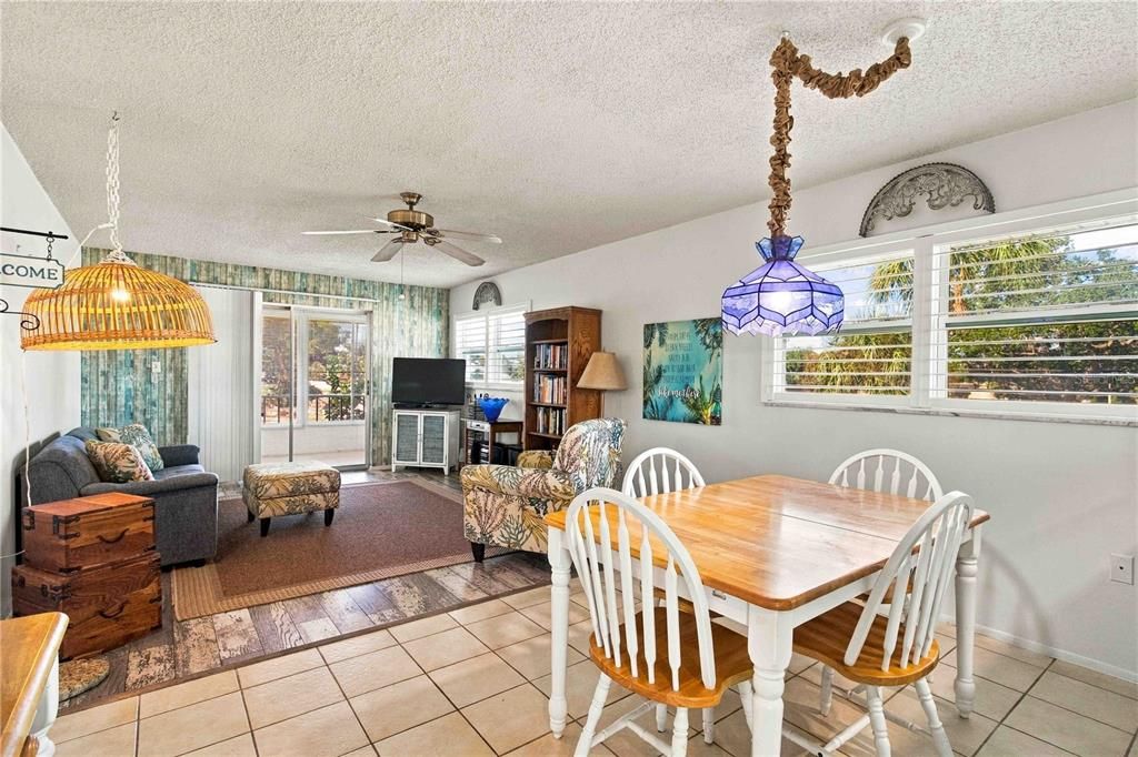 For Sale: $89,800 (1 beds, 1 baths, 850 Square Feet)