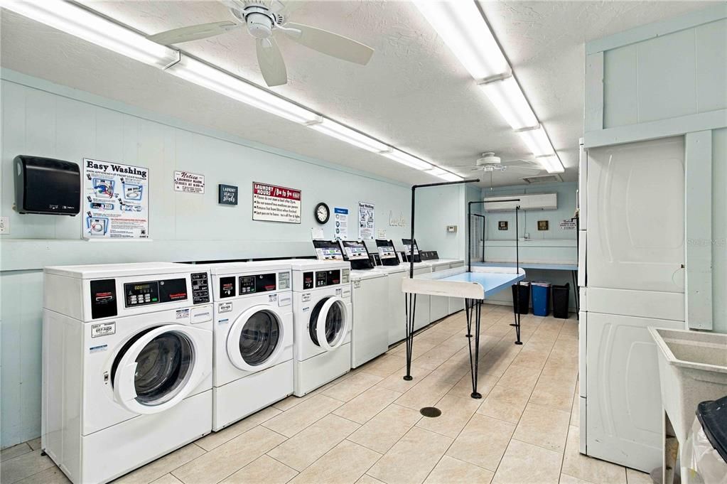 For Sale: $89,800 (1 beds, 1 baths, 850 Square Feet)