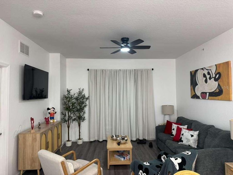 For Sale: $219,000 (3 beds, 2 baths, 1231 Square Feet)