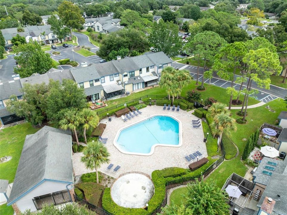 For Sale: $250,000 (2 beds, 2 baths, 1335 Square Feet)