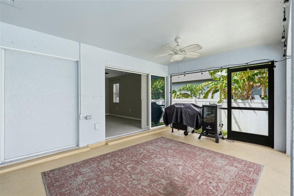 For Sale: $389,900 (3 beds, 2 baths, 1999 Square Feet)