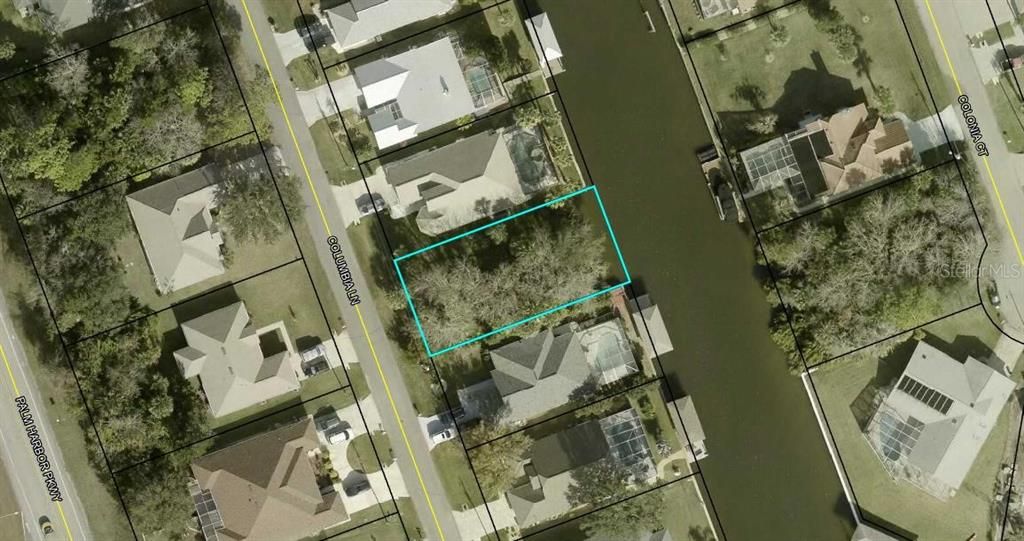 For Sale: $199,900 (0.17 acres)