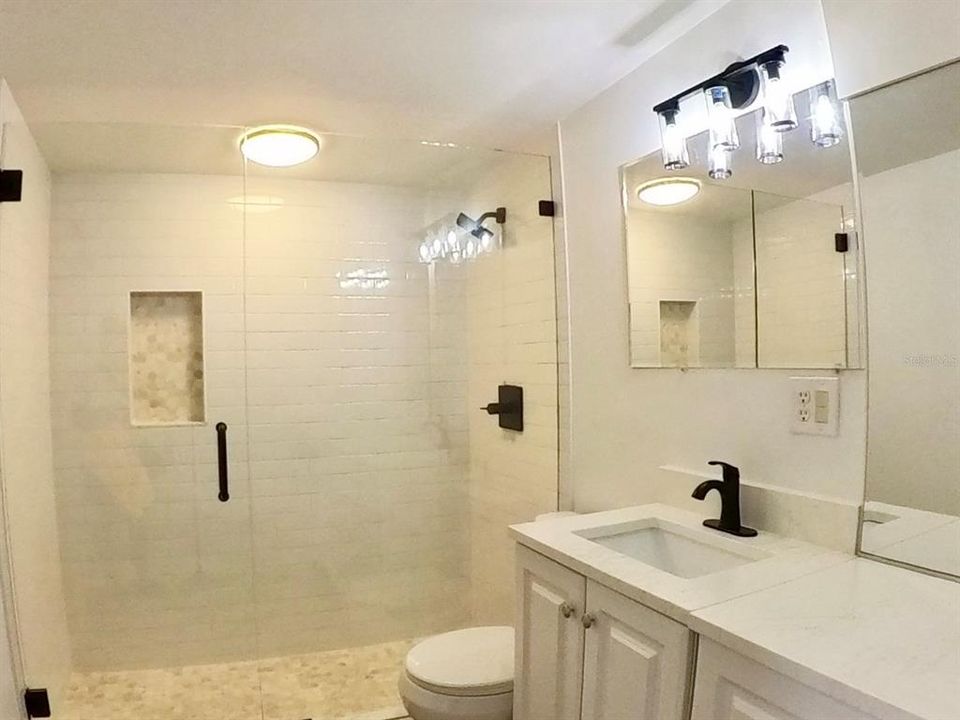 En Venta: $129,999 (1 camas, 1 baños, 256 Pies cuadrados)