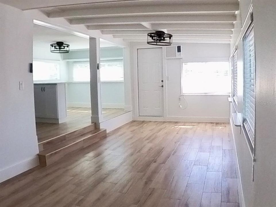 En Venta: $129,999 (1 camas, 1 baños, 256 Pies cuadrados)