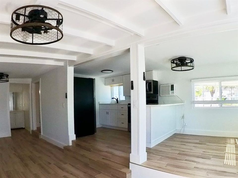 En Venta: $129,999 (1 camas, 1 baños, 256 Pies cuadrados)