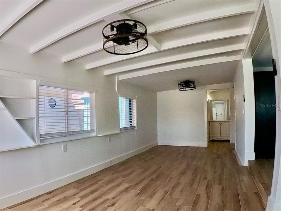 En Venta: $129,999 (1 camas, 1 baños, 256 Pies cuadrados)