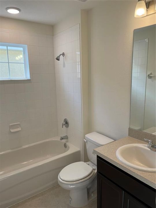 В аренду: $1,890 (3 спален, 2 ванн, 1612 Квадратных фут)