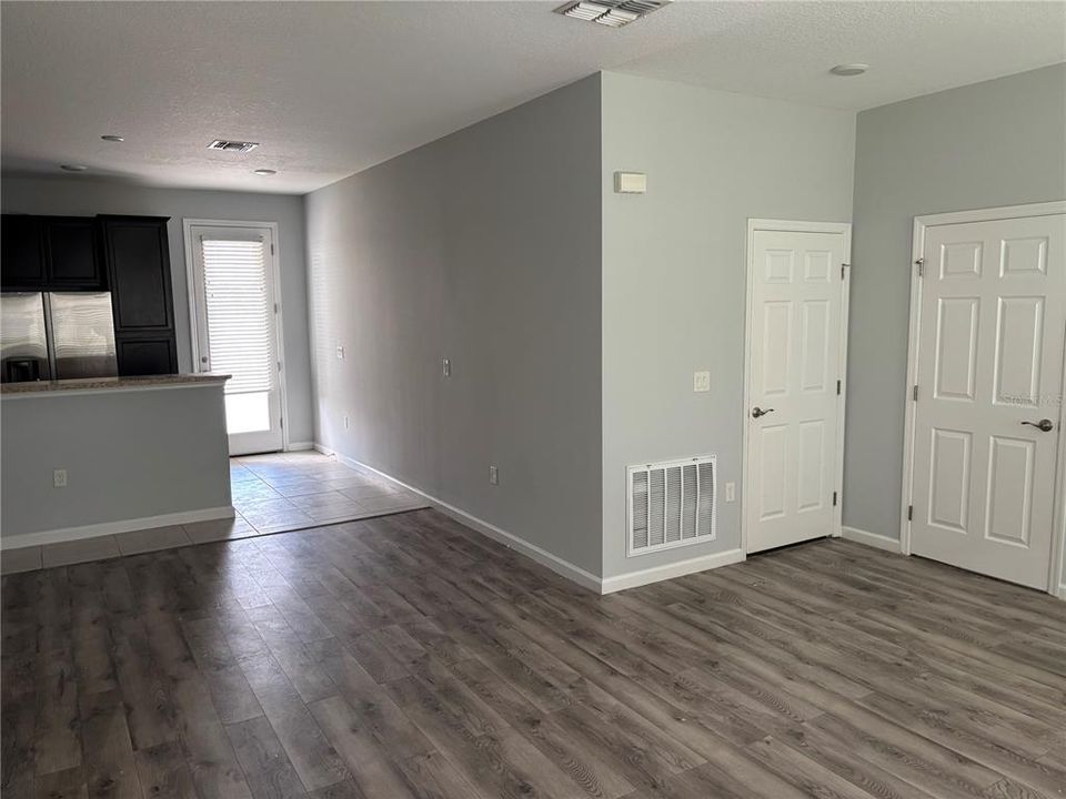 В аренду: $1,890 (3 спален, 2 ванн, 1612 Квадратных фут)