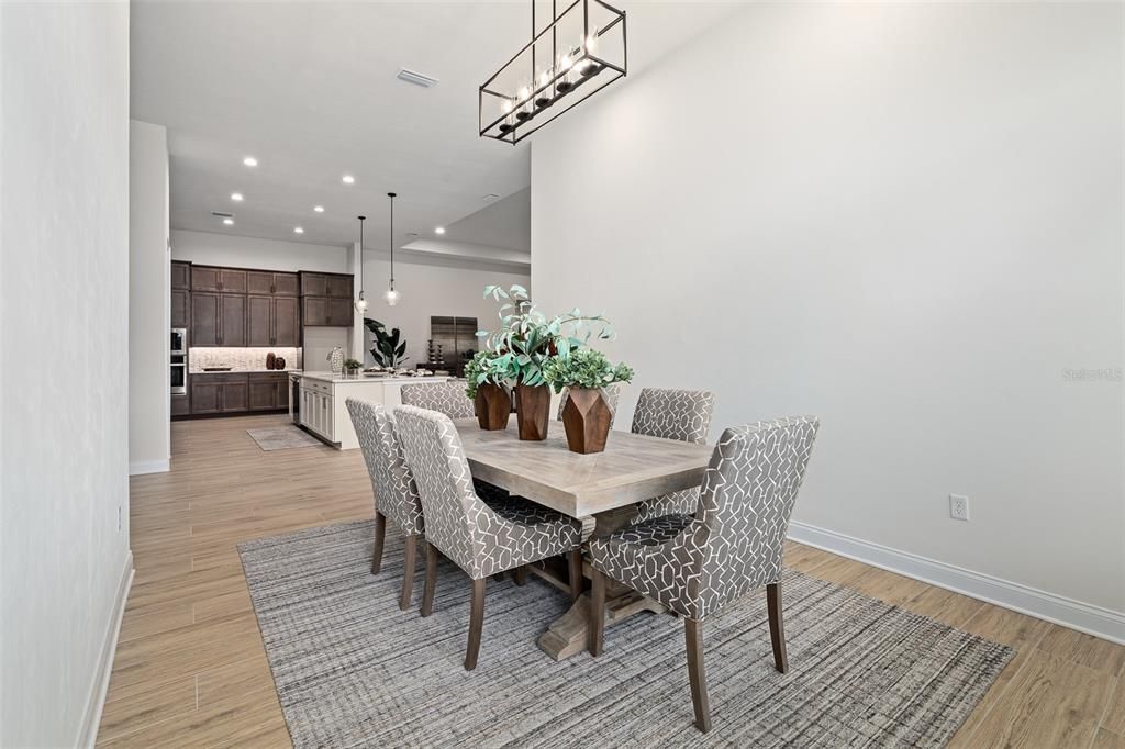 For Sale: $930,000 (4 beds, 3 baths, 3118 Square Feet)