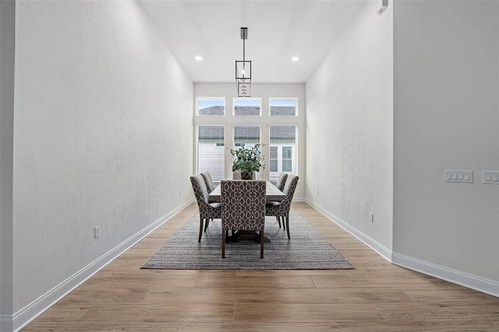 For Sale: $930,000 (4 beds, 3 baths, 3118 Square Feet)