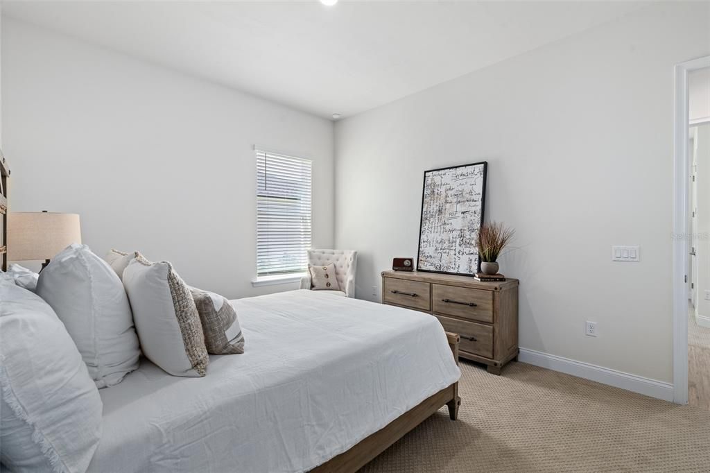 For Sale: $930,000 (4 beds, 3 baths, 3118 Square Feet)
