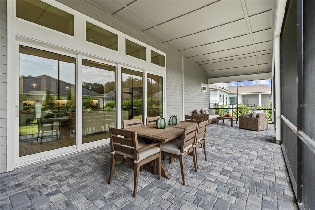 For Sale: $930,000 (4 beds, 3 baths, 3118 Square Feet)