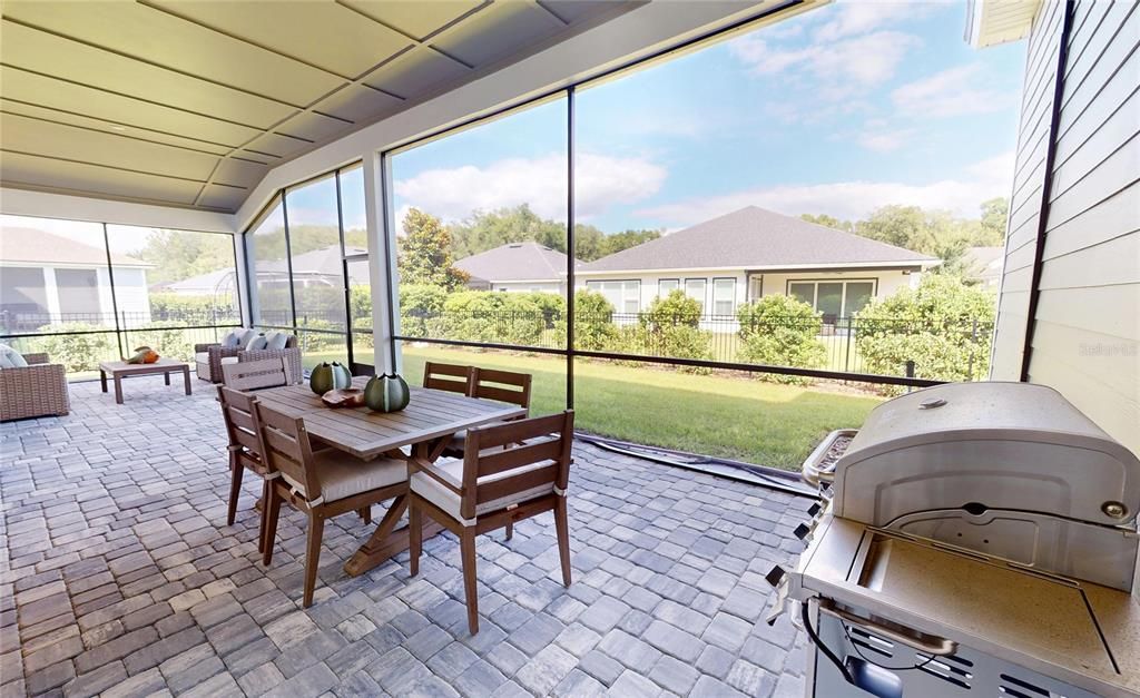 En Venta: $930,000 (4 camas, 3 baños, 3118 Pies cuadrados)