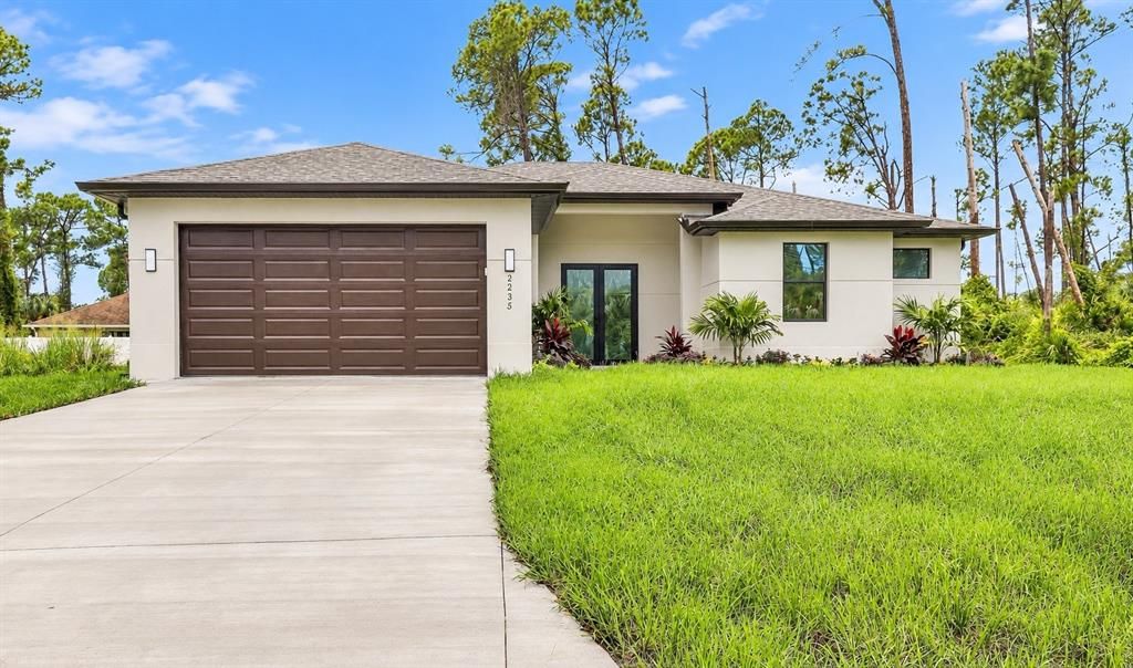 For Sale: $369,000 (3 beds, 2 baths, 1725 Square Feet)