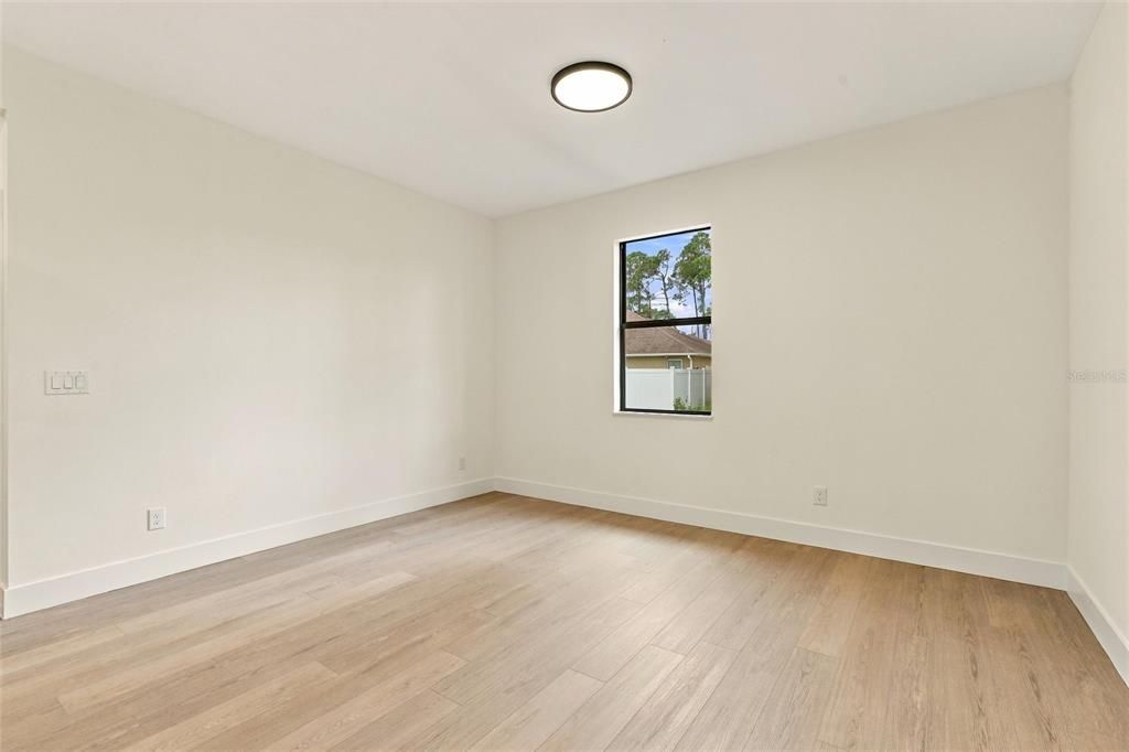 For Sale: $369,000 (3 beds, 2 baths, 1725 Square Feet)