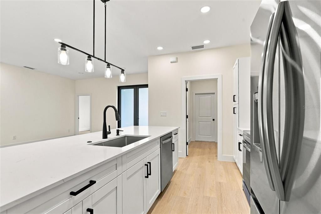For Sale: $369,000 (3 beds, 2 baths, 1725 Square Feet)