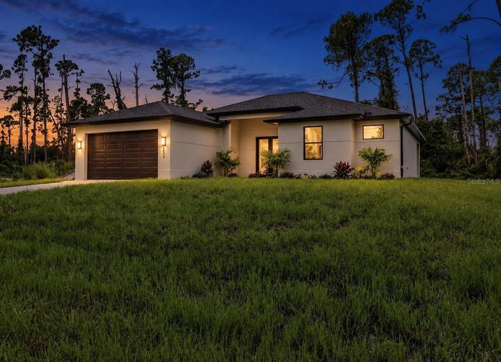 For Sale: $369,000 (3 beds, 2 baths, 1725 Square Feet)