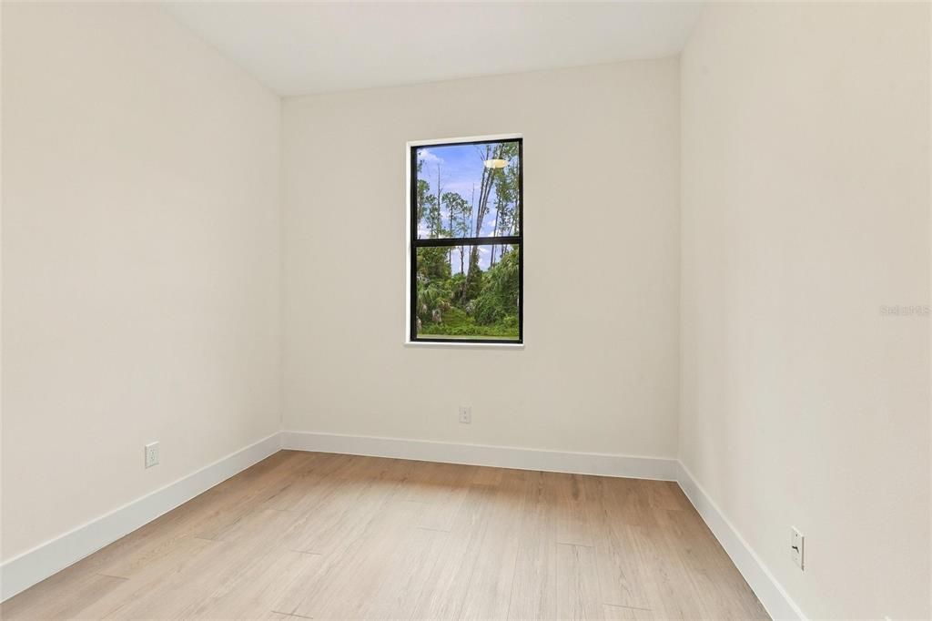 For Sale: $369,000 (3 beds, 2 baths, 1725 Square Feet)