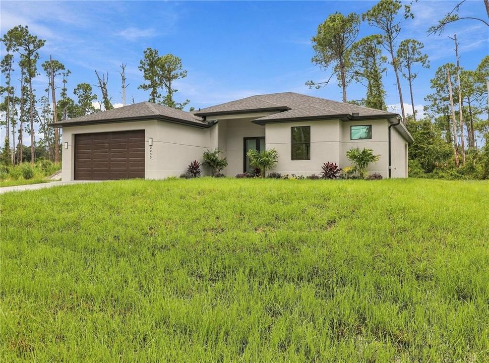For Sale: $369,000 (3 beds, 2 baths, 1725 Square Feet)