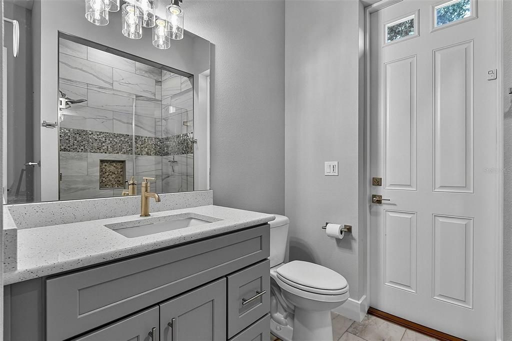 En Renta: $3,995 (5 camas, 3 baños, 2526 Pies cuadrados)