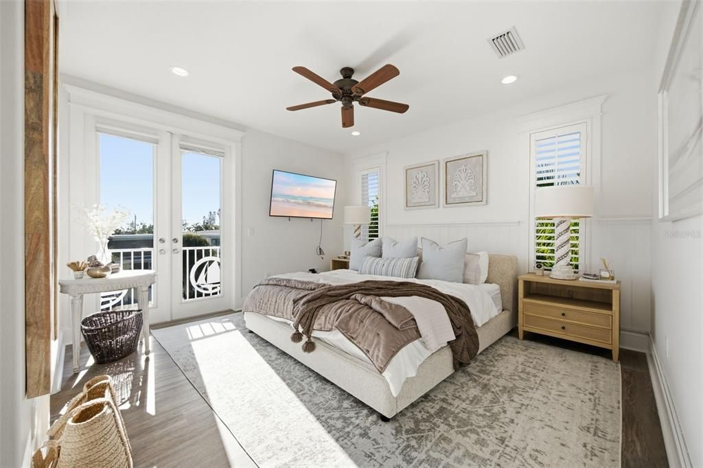 For Sale: $3,400,000 (4 beds, 3 baths, 2464 Square Feet)