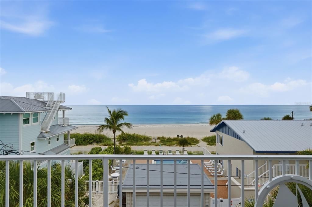 For Sale: $3,400,000 (4 beds, 3 baths, 2464 Square Feet)