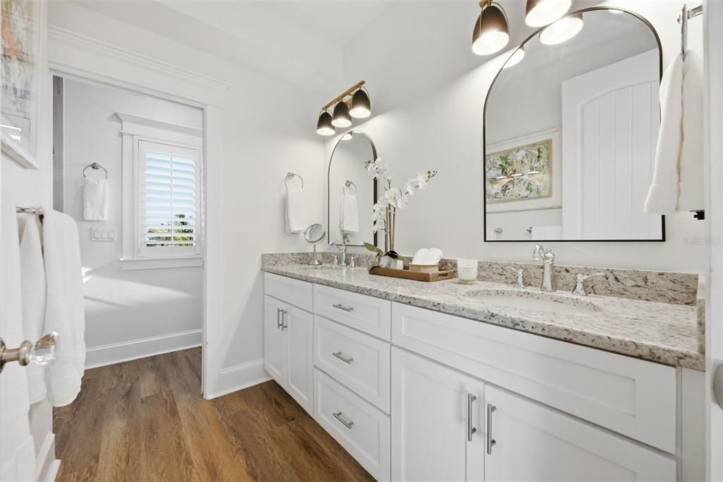 For Sale: $3,400,000 (4 beds, 3 baths, 2464 Square Feet)