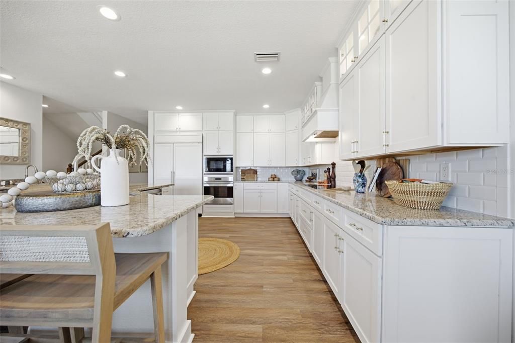 For Sale: $3,400,000 (4 beds, 3 baths, 2464 Square Feet)