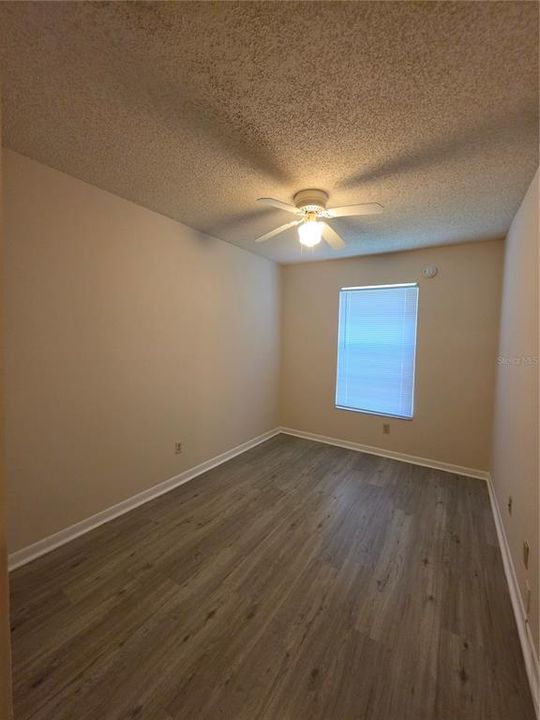 В аренду: $1,775 (3 спален, 2 ванн, 1192 Квадратных фут)