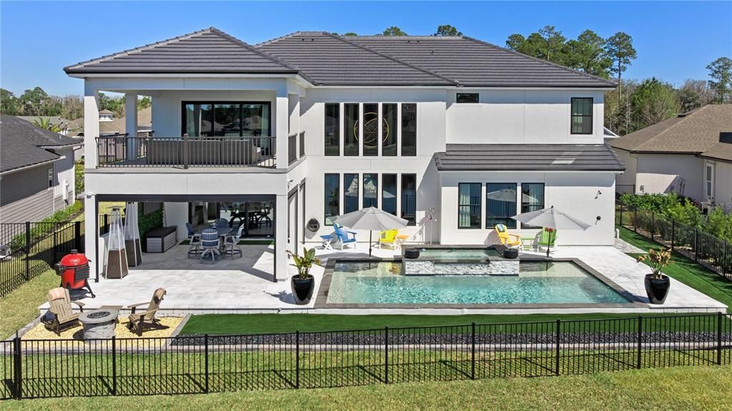 For Sale: $1,700,000 (5 beds, 3 baths, 3881 Square Feet)