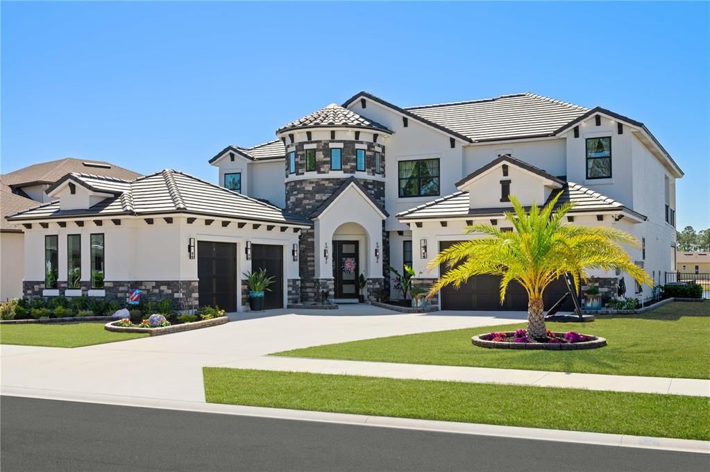 For Sale: $1,700,000 (5 beds, 3 baths, 3881 Square Feet)
