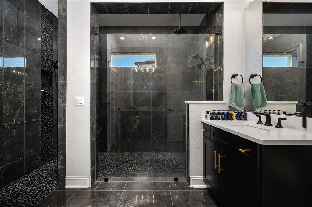 For Sale: $1,700,000 (5 beds, 3 baths, 3881 Square Feet)