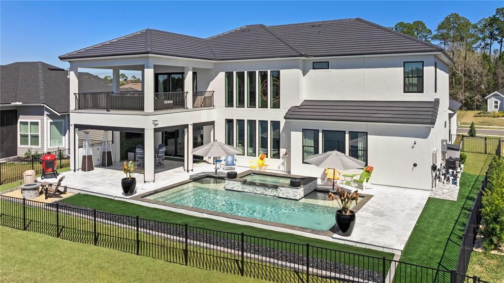 For Sale: $1,700,000 (5 beds, 3 baths, 3881 Square Feet)
