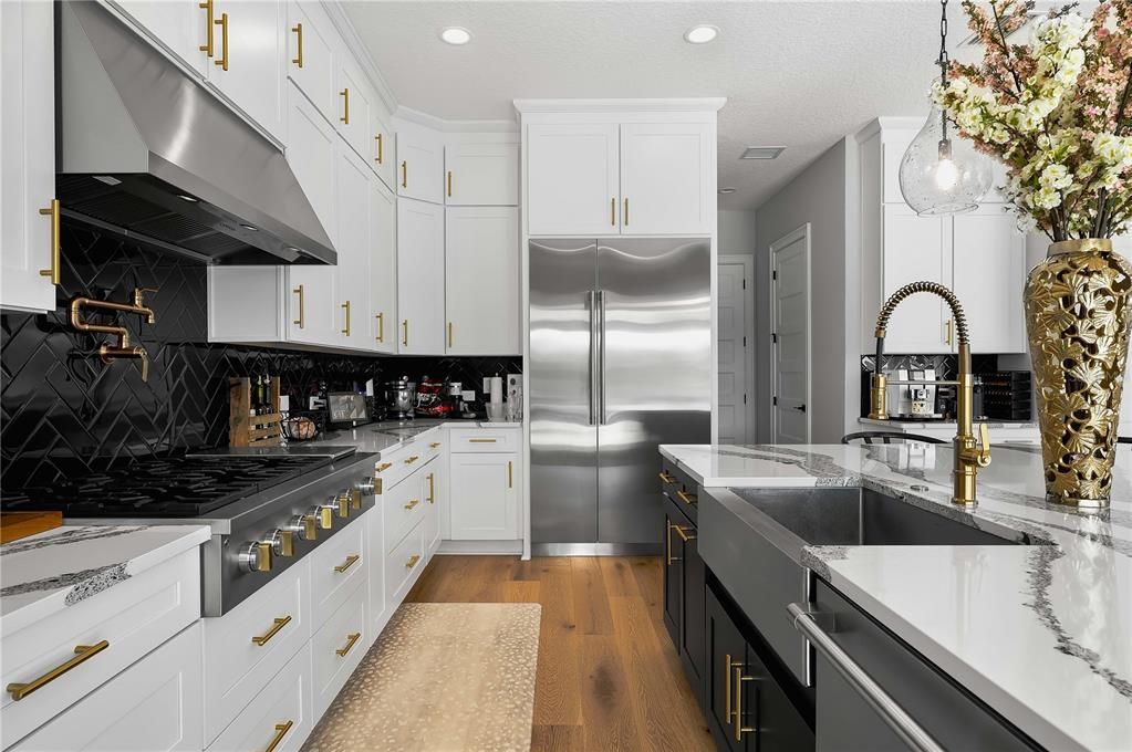 For Sale: $1,700,000 (5 beds, 3 baths, 3881 Square Feet)