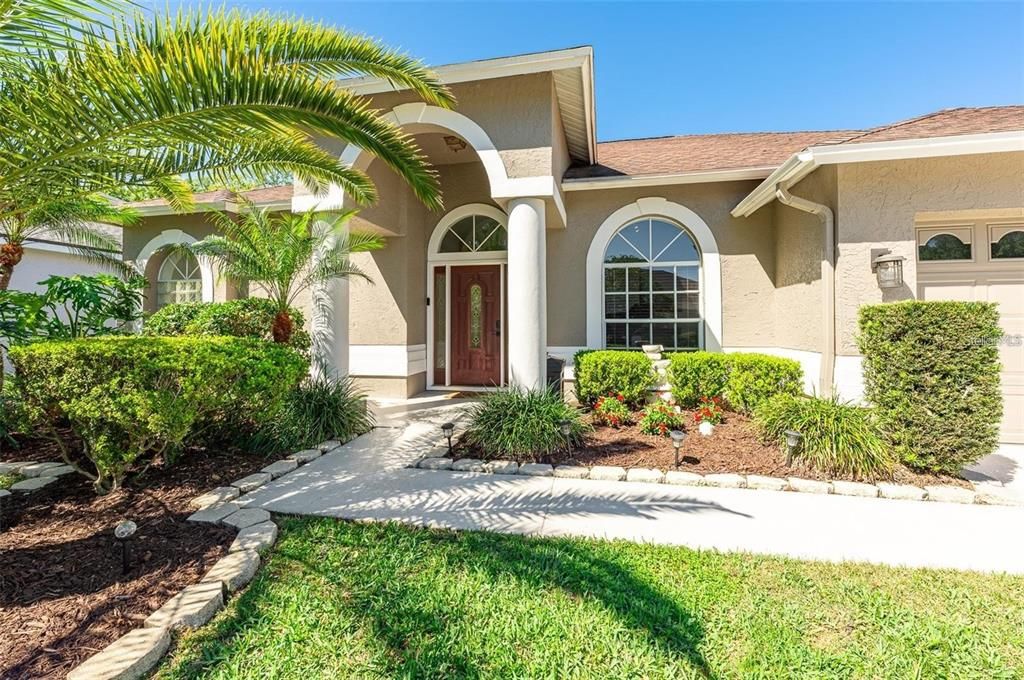 For Rent: $3,100 (3 beds, 2 baths, 2052 Square Feet)