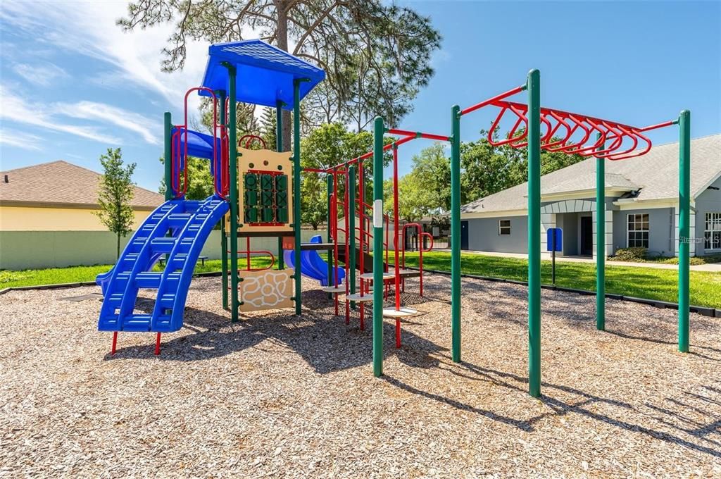 For Rent: $3,100 (3 beds, 2 baths, 2052 Square Feet)