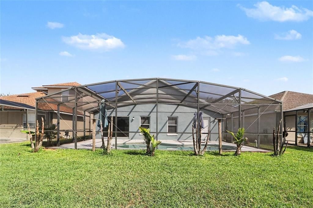 На продажу: $385,000 (4 спален, 2 ванн, 1639 Квадратных фут)