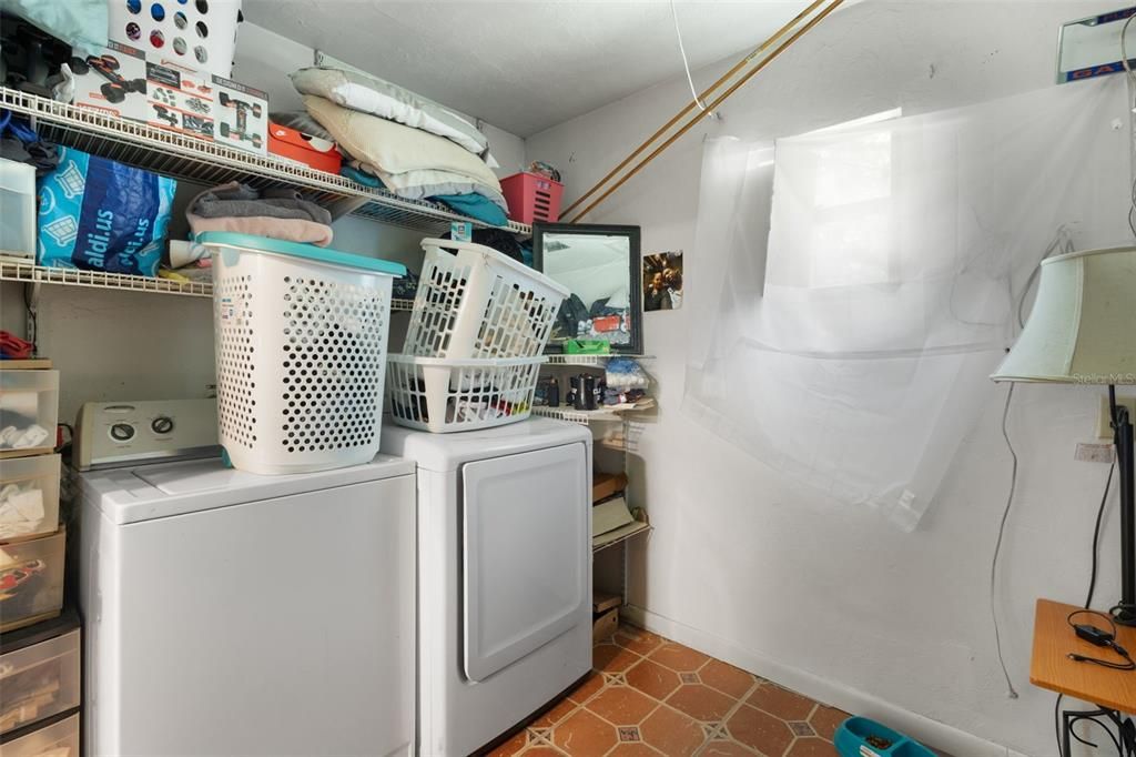 En Venta: $289,900 (3 camas, 2 baños, 1252 Pies cuadrados)