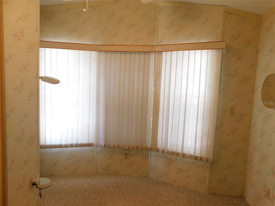 For Sale: $79,000 (3 beds, 1 baths, 675 Square Feet)